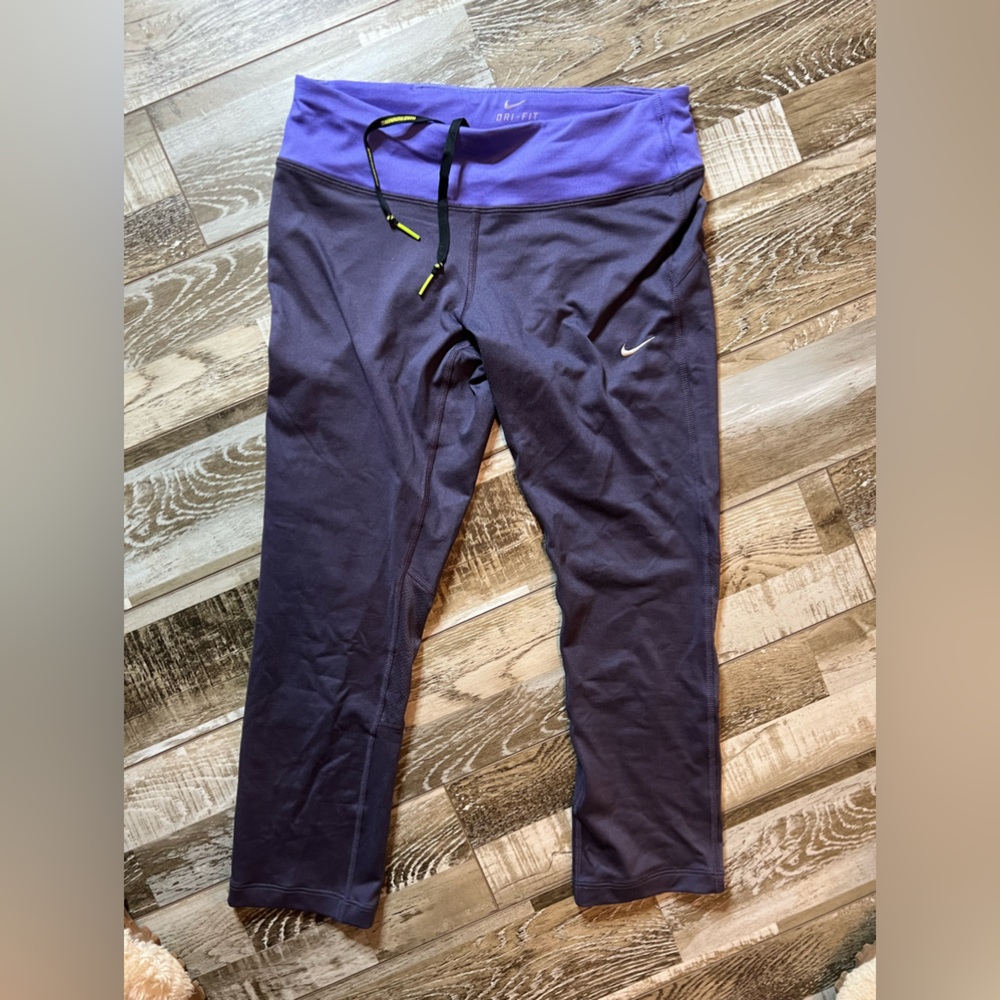 Women’s Nike Dri-Fit 3/4 Leggings